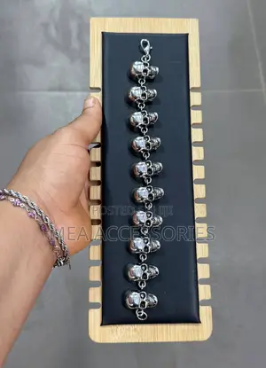 Men Skull Head Fashion Bracelet