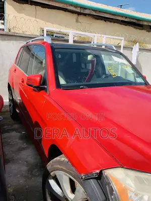 Mercedes-Benz GLK-Class 2011 Red