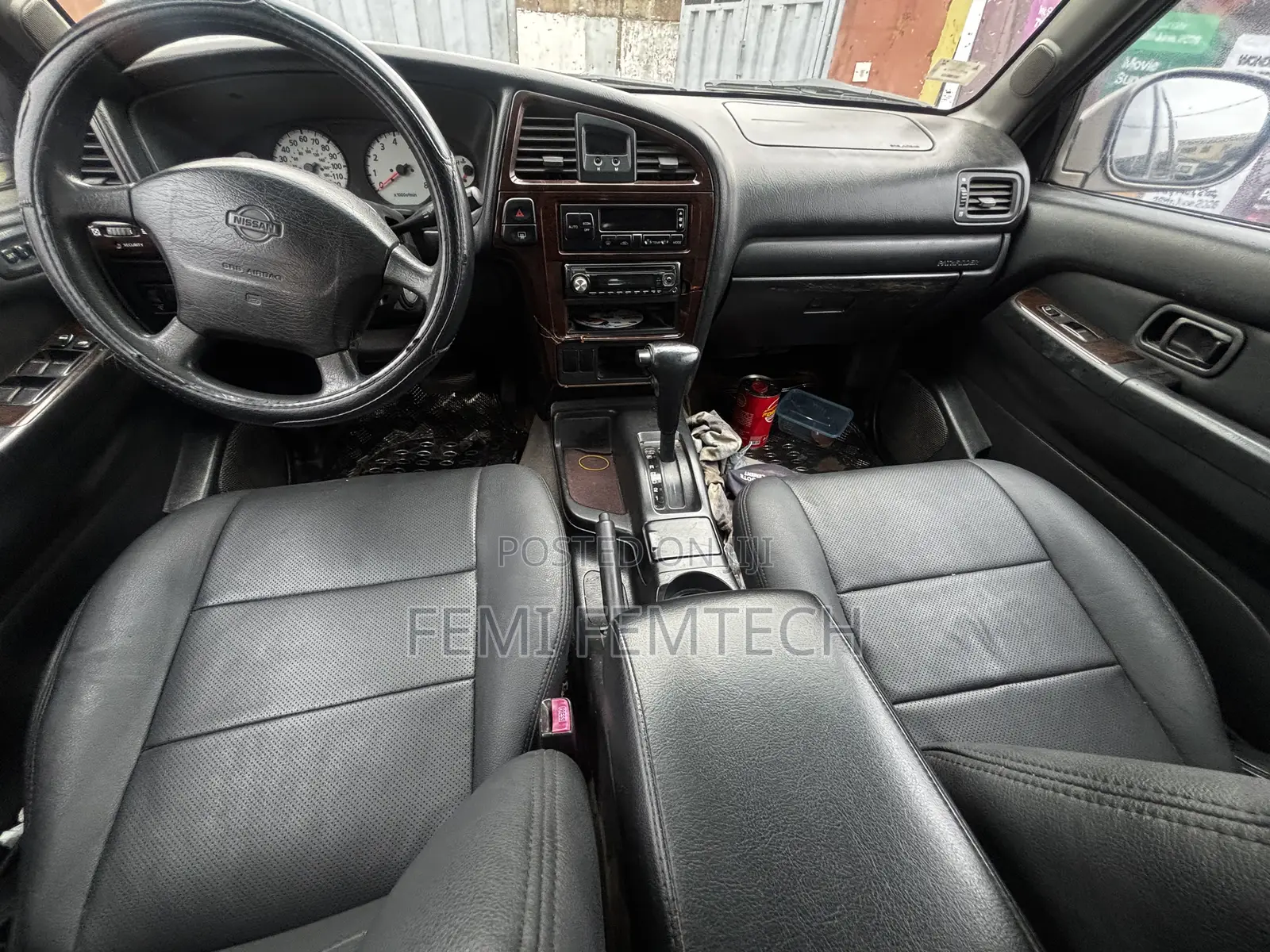 Nissan Pathfinder Automatic 2000 Gray