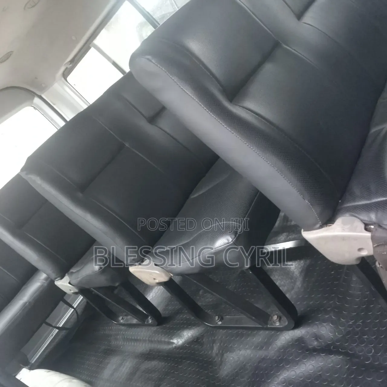 Toyota HiAce 2012 White