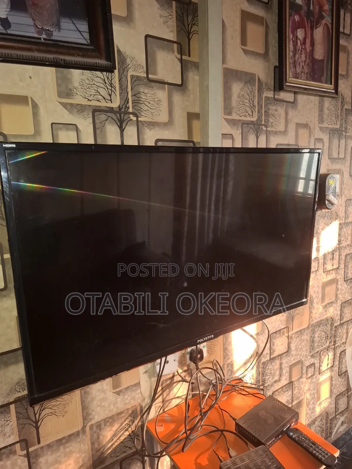 Polyester 43 Inches Tv