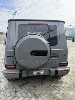 Mercedes-Benz C63 2021 Gray