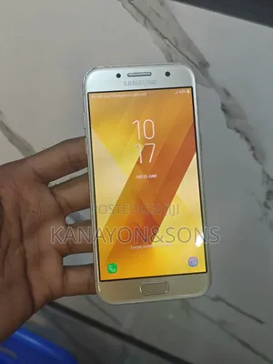 Samsung Galaxy A3 16 GB Gold