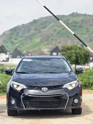 Toyota Corolla 2015 Black