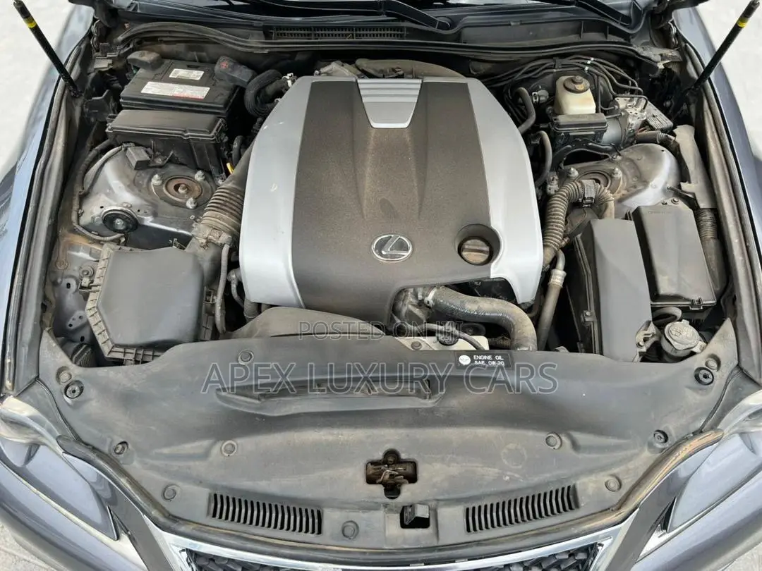 Lexus IS 2016 Gray