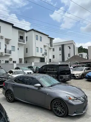 Lexus IS 2016 Gray