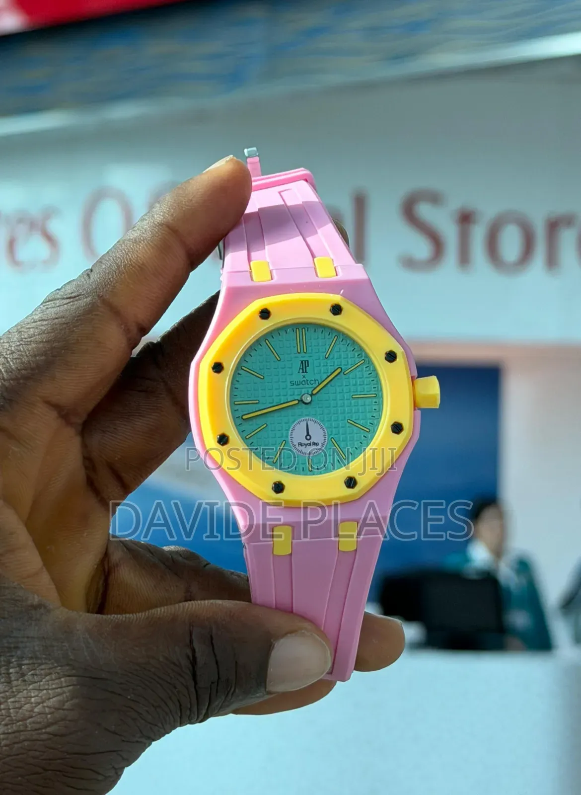 Ap (Audemars Piguet) New Design Rubber Watch, With Date, Available In
