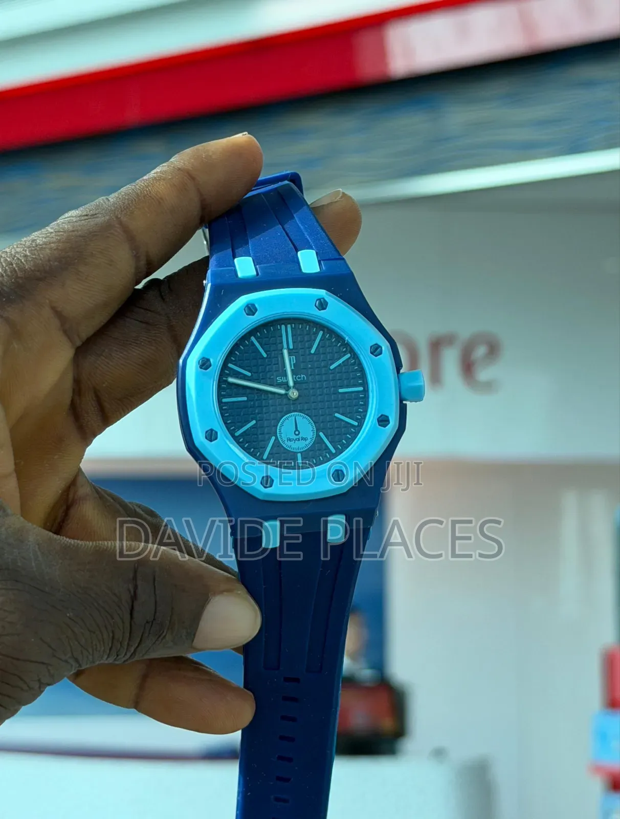 Ap (Audemars Piguet) New Design Rubber Watch, With Date, Available In