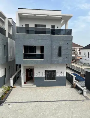 5bdrm Townhouse / Terrace in Ikate for rent