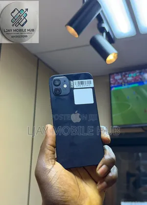 Apple iPhone 12 64 GB Black