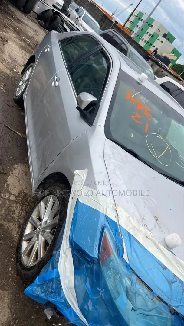 Toyota Camry 2013 Silver