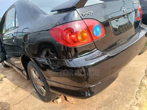 Toyota Corolla 2005 Black