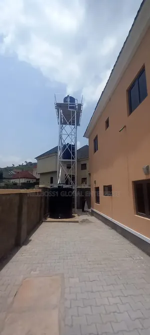 2bdrm Block of Flats in Apo Resettlement for rent