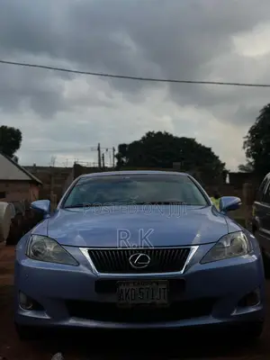 Lexus IS 2010 Blue