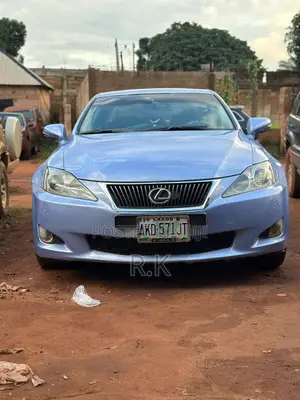 Lexus IS 2010 Blue