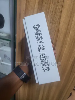 SNT Gs5 Max Smart Glass With Charging Case
