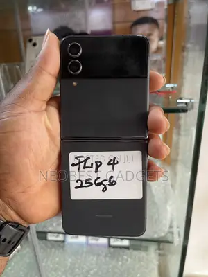 Samsung Galaxy Z Flip4 256 GB Black