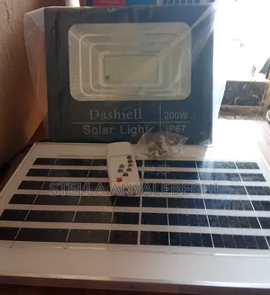 200w Quality Solar Flood Light + Remote Control