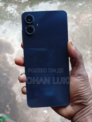 Samsung A10 32 GB Blue
