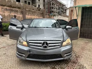 Mercedes-Benz C300 Luxury 4Matic Sedan AWD (3.5L 6cyl 7A) 2013 Gray