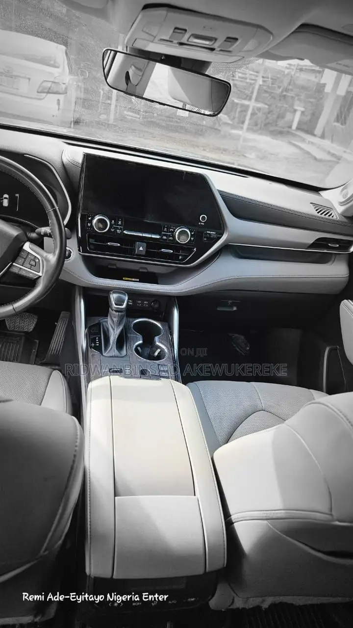 Toyota Highlander 2023 Black