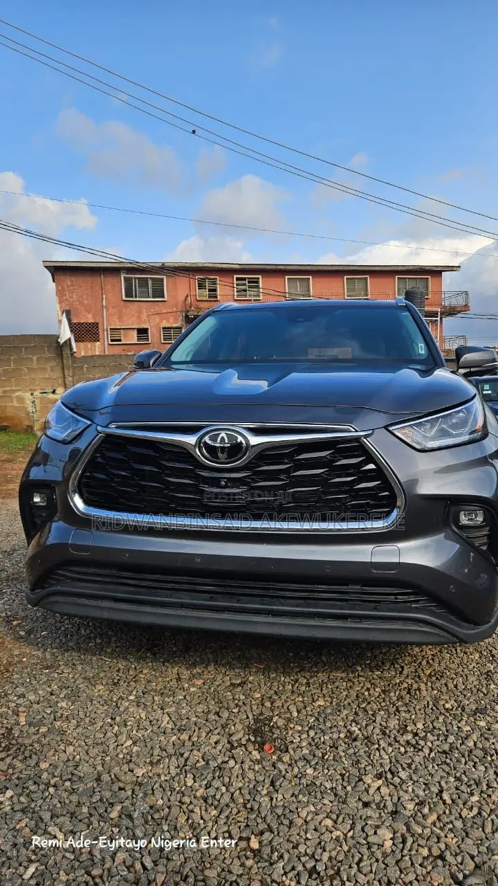 Toyota Highlander 2023 Black