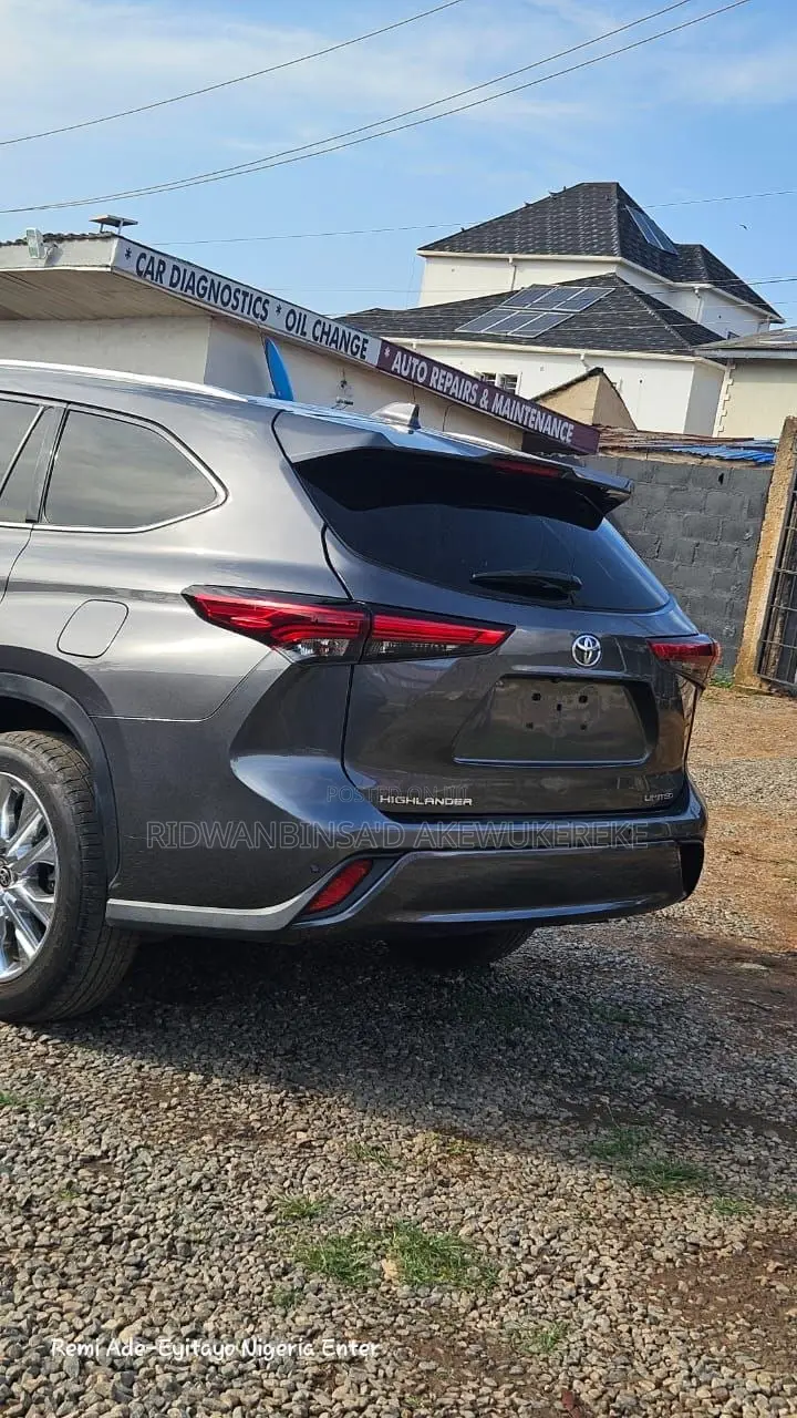 Toyota Highlander 2023 Black