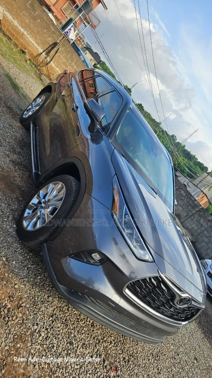 Toyota Highlander 2023 Black