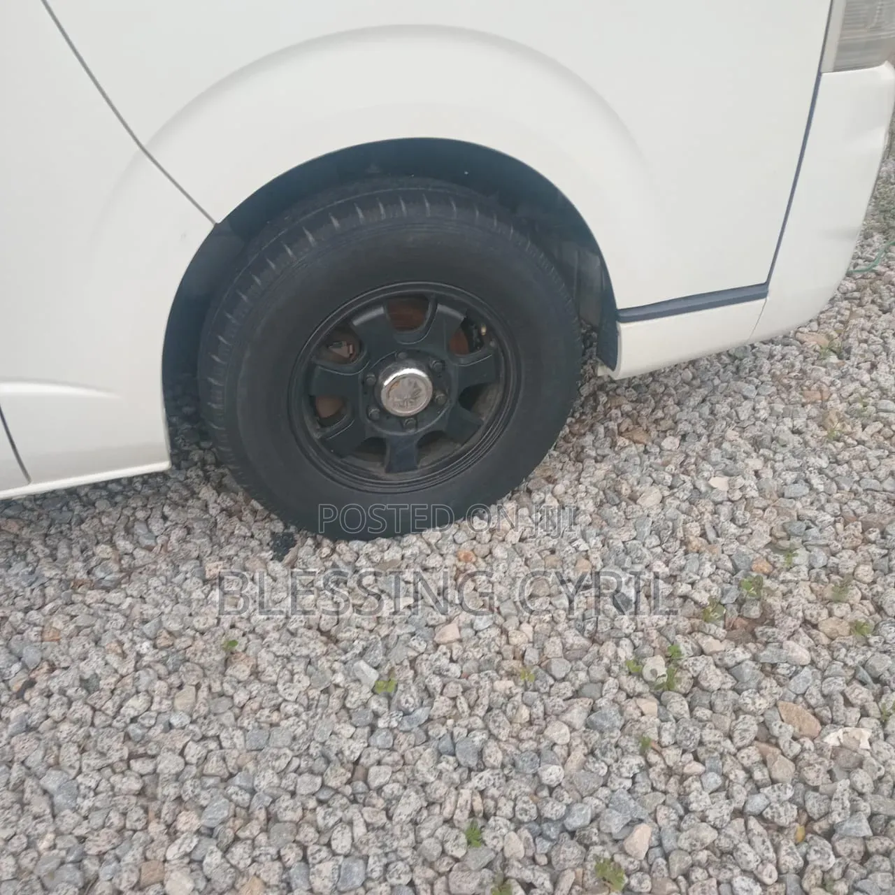 Toyota HiAce 2012 White