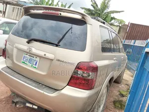 Toyota Highlander 2006 Gold