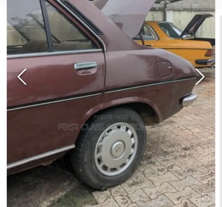 Vintage Peugeot 504 for Hire