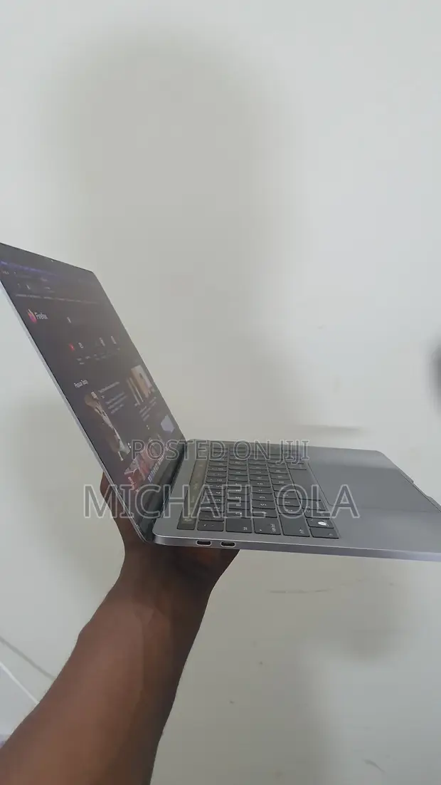 MacBook Pro 2016 core i5 SSD500GB Laptop Apple MacBook Pro 2016