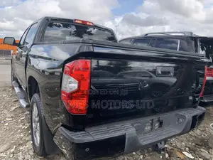 Toyota Tundra 2018 Black