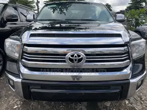 Toyota Tundra 2018 Black