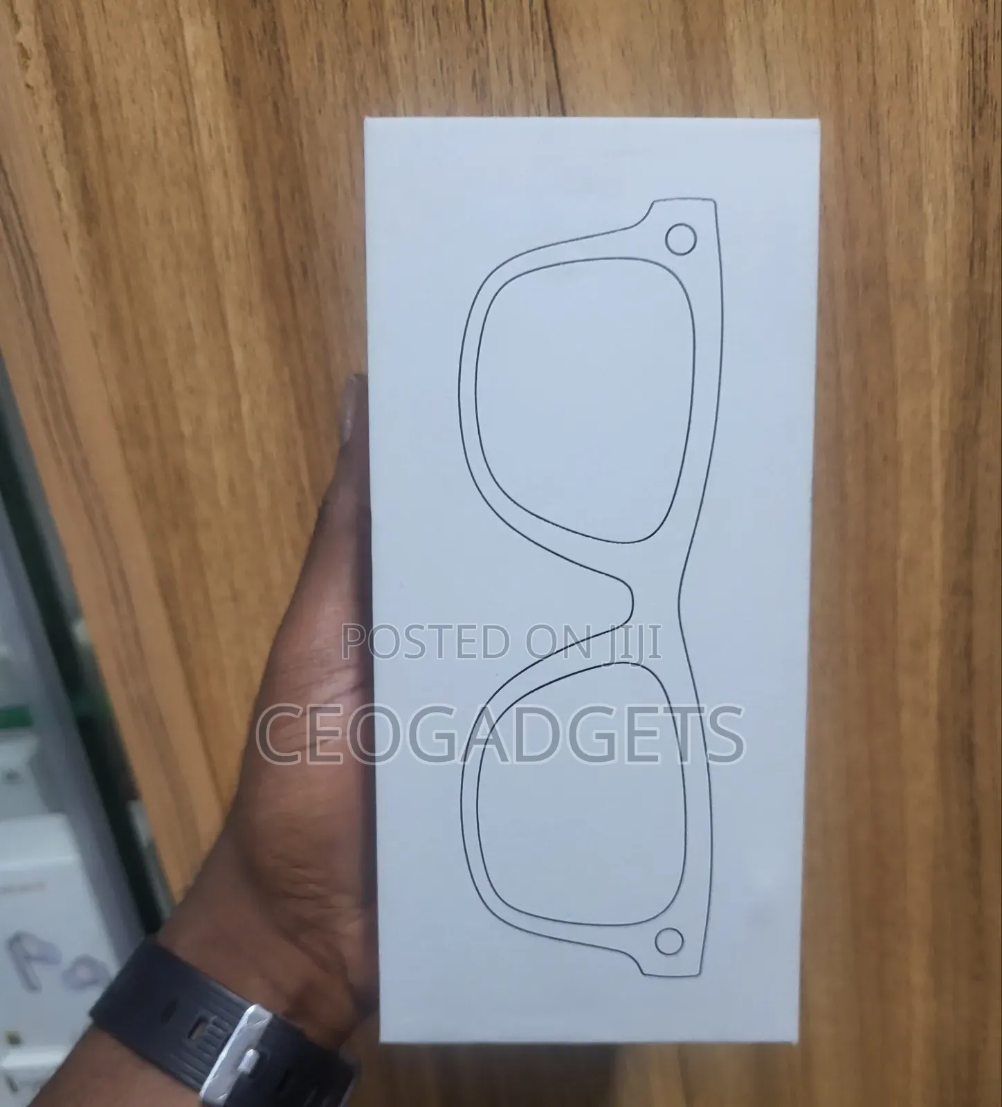 SNT Gs5 Max Smart Glass With Charging Case