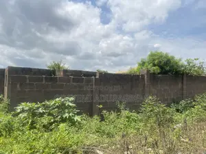 Uncompleted 3 Bedrooms With 3 Shop At Iyana Agbala