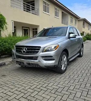 Mercedes-Benz M Class ML350 4MATIC 4dr SUV AWD (3.5L 6cyl 7A) 2014 Gray