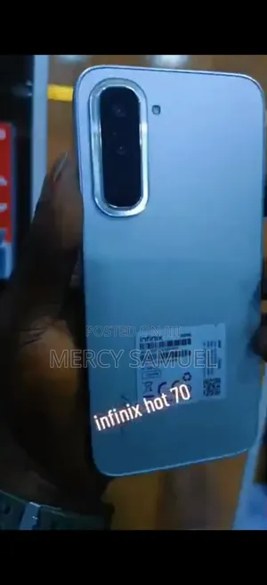 New Infinix Hot 70 128 GB Silver