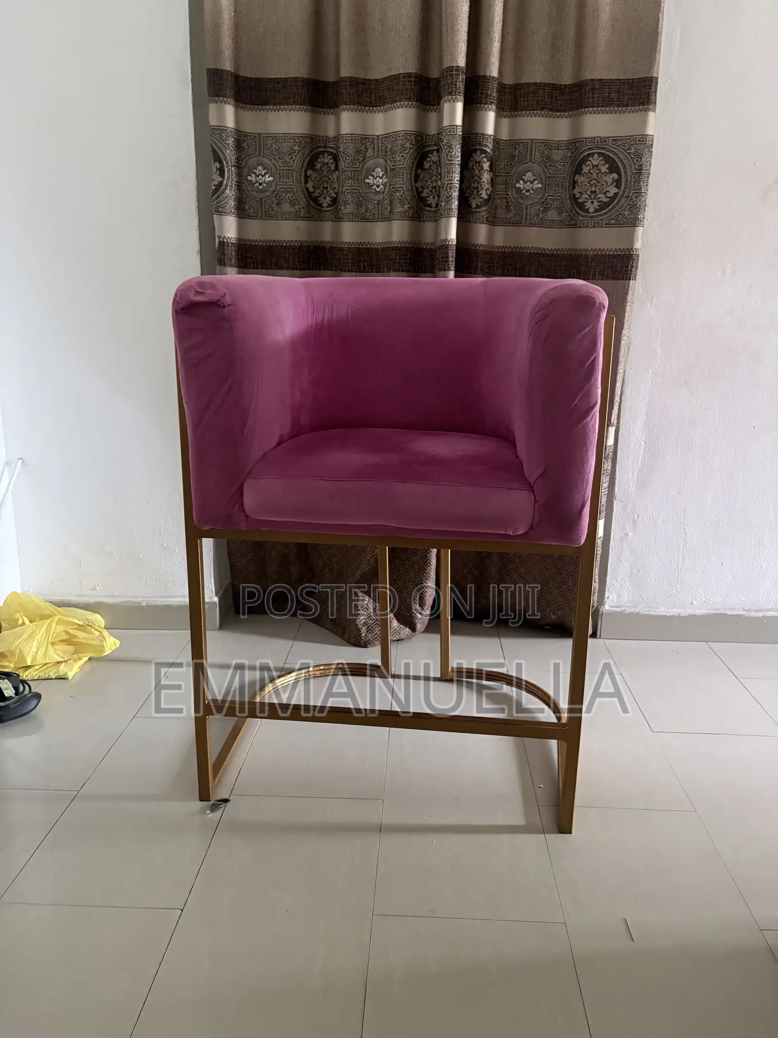 Make Up Chair