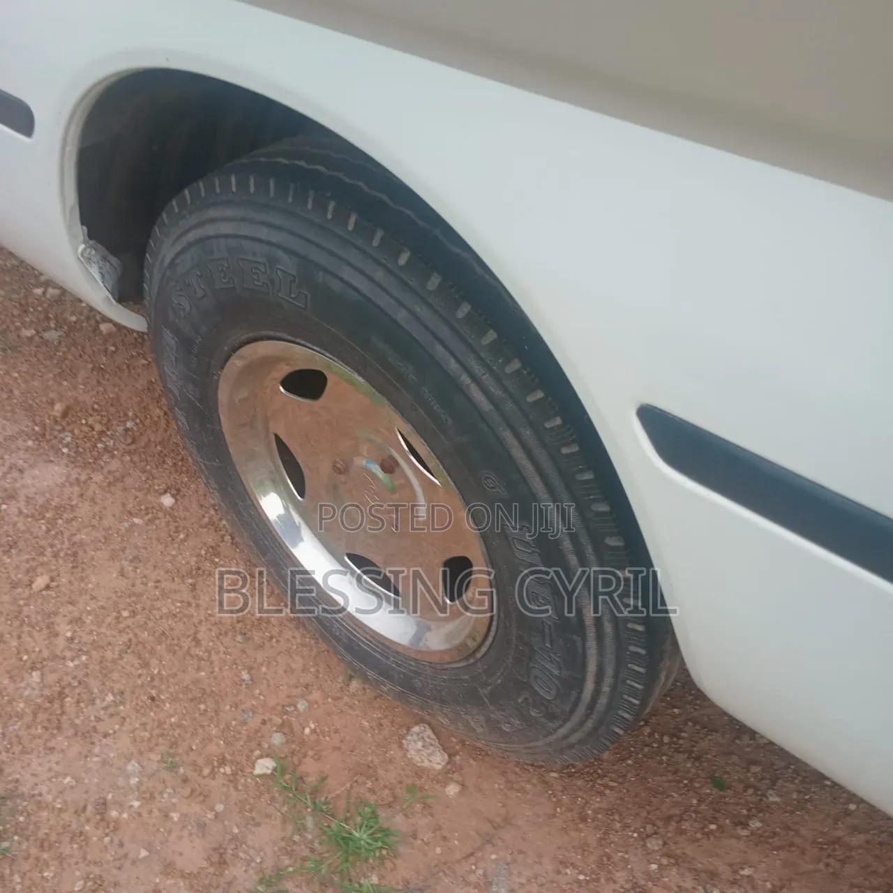 Toyota Coaster 2010 Gold