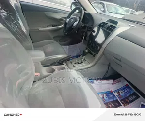 Toyota Corolla 2013 Silver