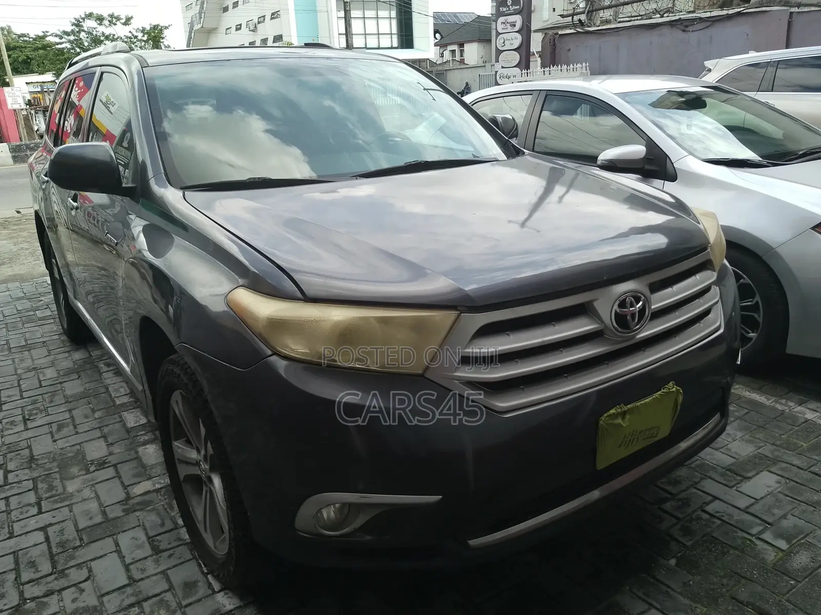 Toyota Highlander 2012 Gray