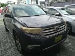 Toyota Highlander 2012 Gray