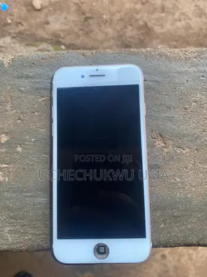 Apple iPhone 7 32 GB Pink