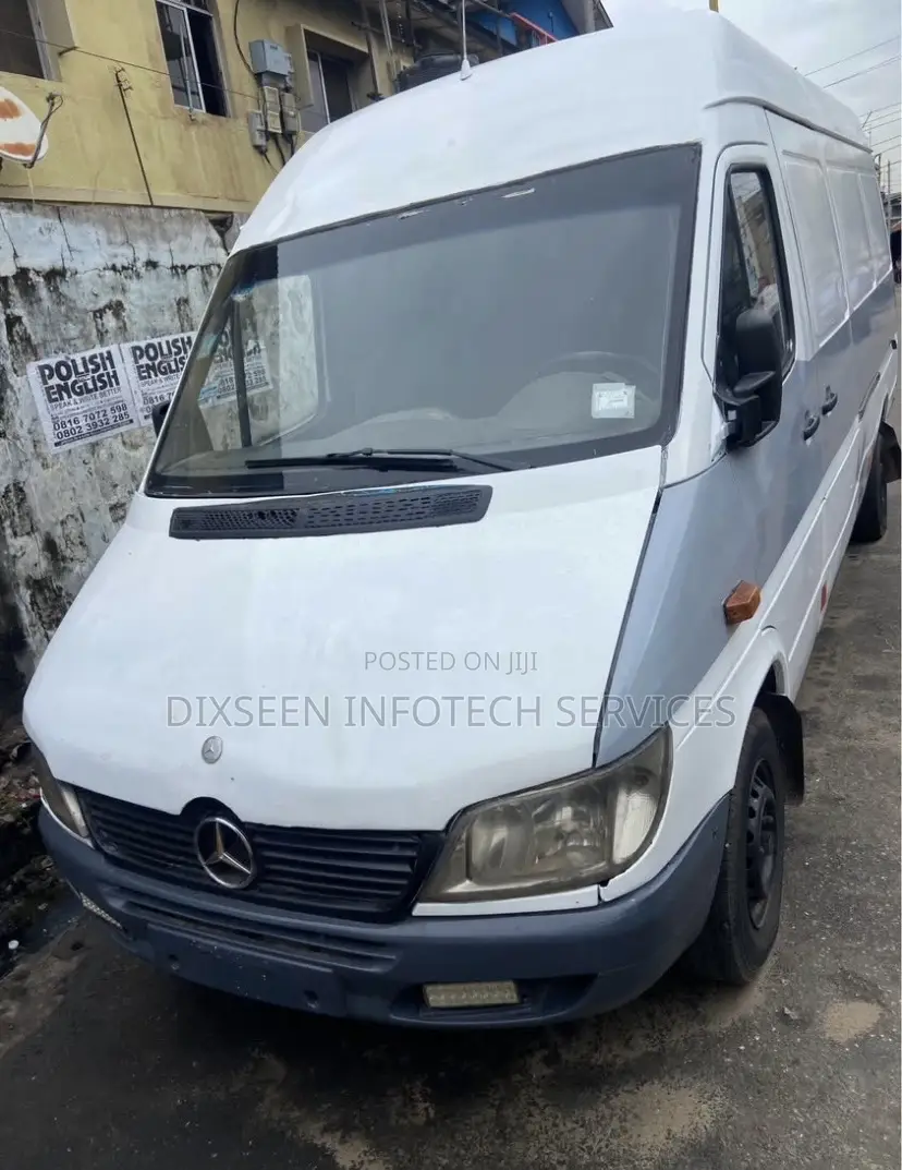 Mercedes-Benz Sprinter 2006 White