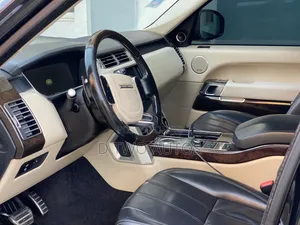 Land Rover Range Rover Vogue 2015 Black