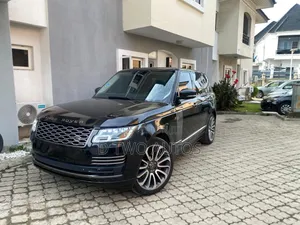 Land Rover Range Rover Vogue 2015 Black