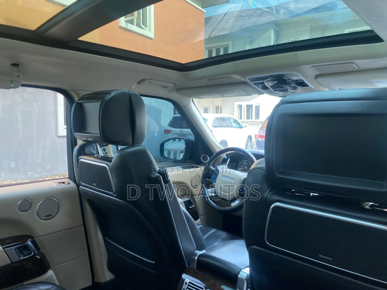 Land Rover Range Rover Vogue 2015 Black