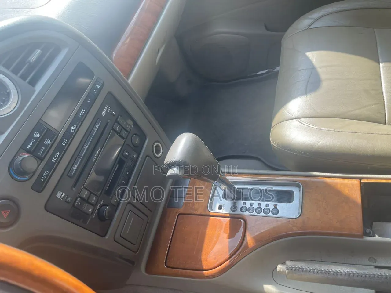 Infiniti QX4 2003 Silver