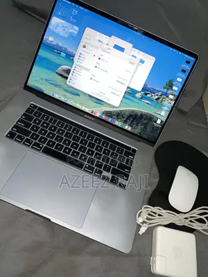 Laptop Apple MacBook Pro 2019 32GB Intel Core i9 SSD 1T